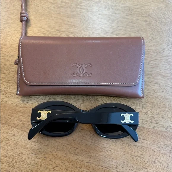 Celine Triomphe Black Sunglasses - Picture 5 of 12
